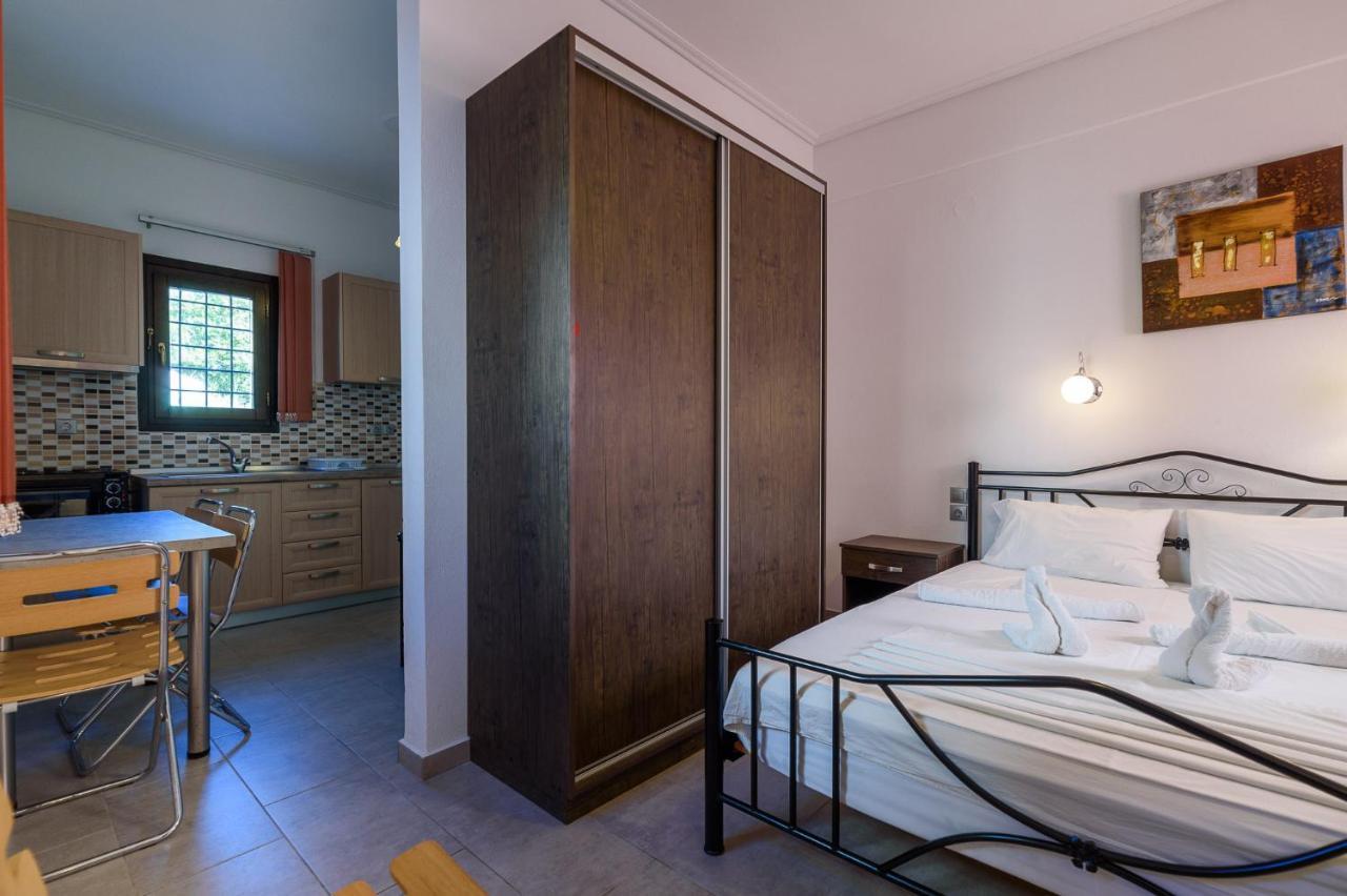 Aurora Apartment Platanias  Exterior photo