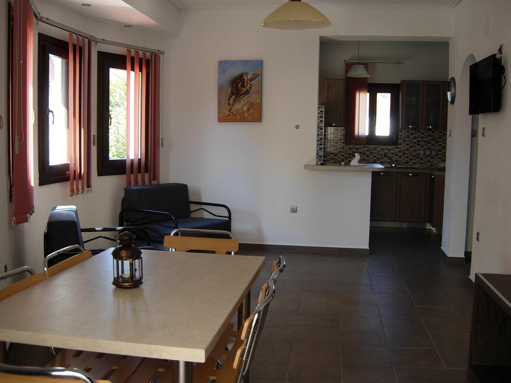 Aurora Apartment Platanias  Exterior photo